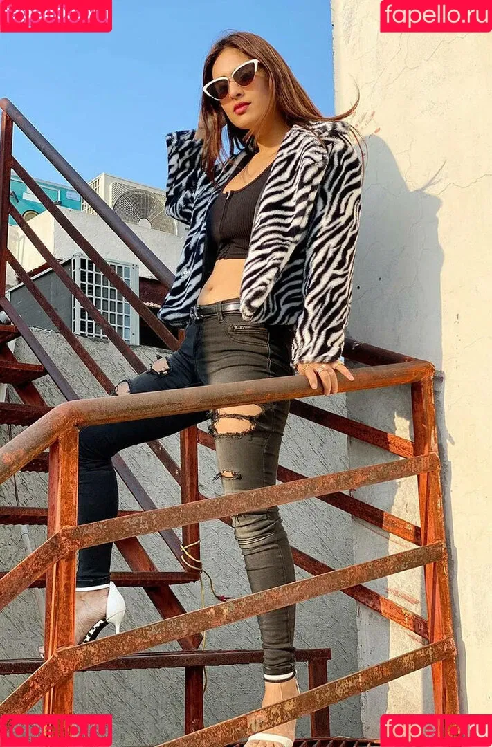 Neha Malik Onlyfans Photo Gallery 