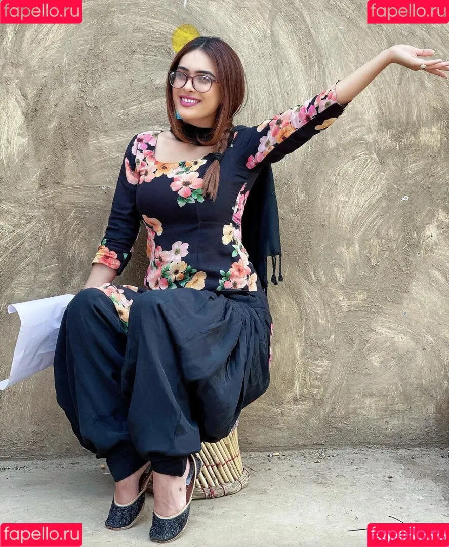 Neha Malik Onlyfans Photo Gallery 