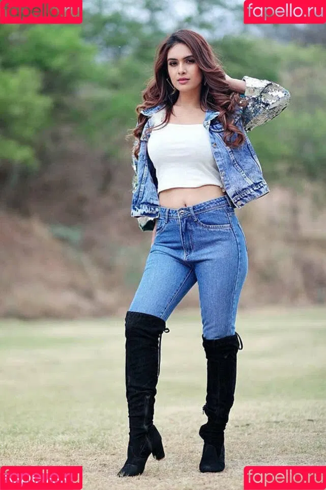 Neha Malik Onlyfans Photo Gallery 