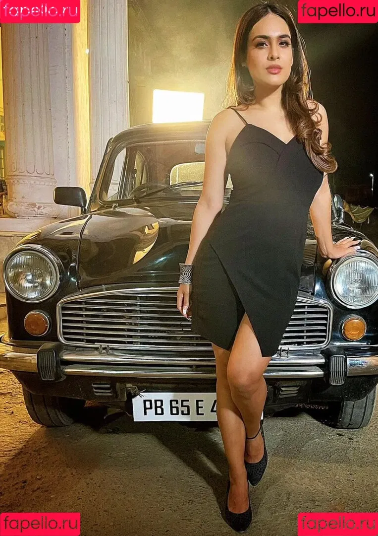 Neha Malik Onlyfans Photo Gallery 