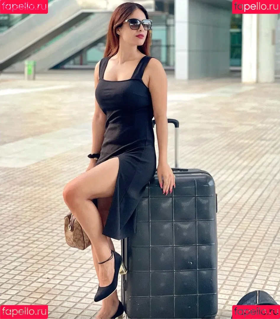 Neha Malik Onlyfans Photo Gallery 