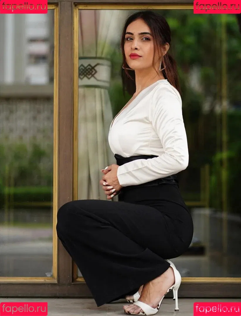 Neha Malik Onlyfans Photo Gallery 