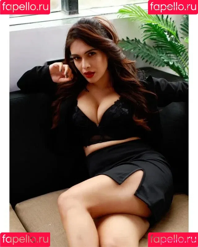 Neha Malik Onlyfans Photo Gallery 