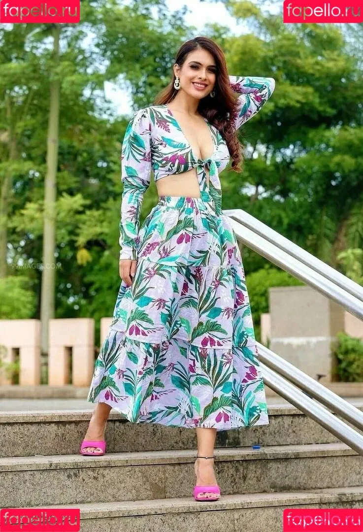 Neha Malik Onlyfans Photo Gallery 