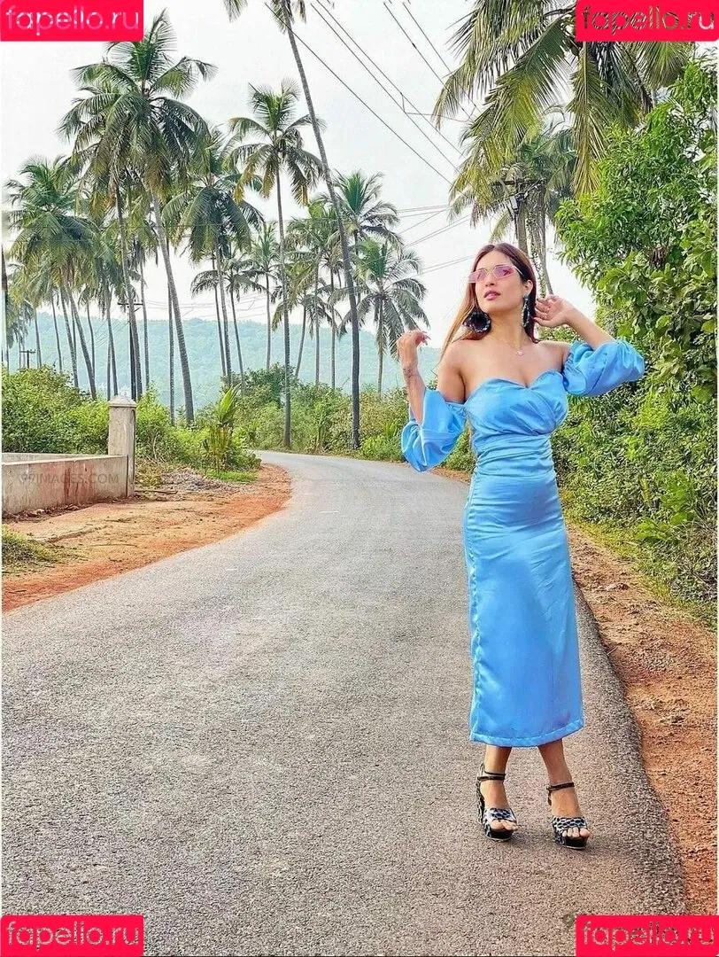 Neha Malik Onlyfans Photo Gallery 