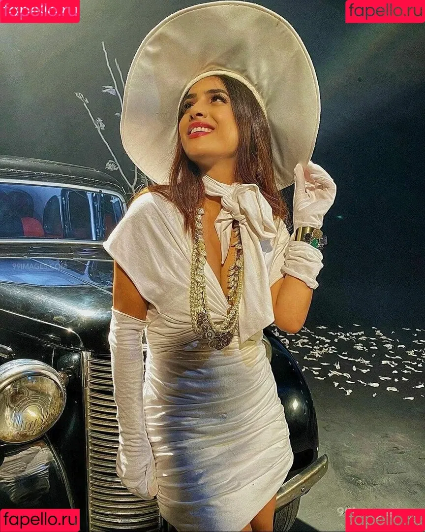 Neha Malik Onlyfans Photo Gallery 