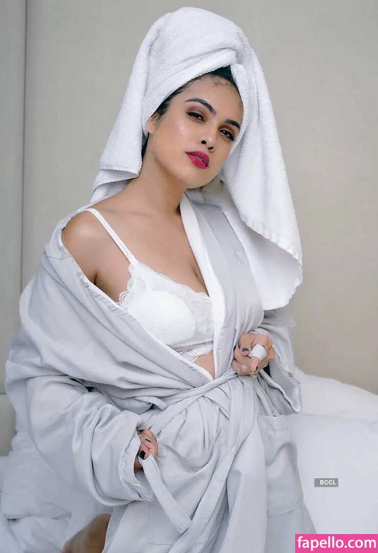 Neha Malik Onlyfans Photo Gallery 