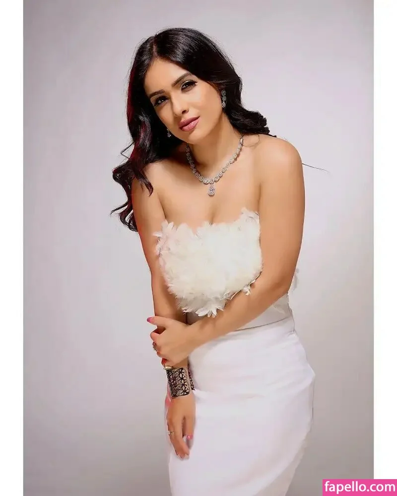 Neha Malik Onlyfans Photo Gallery 