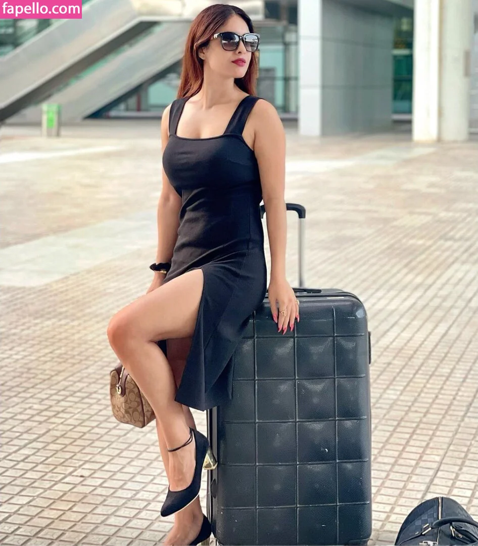 Neha Malik Onlyfans Photo Gallery 
