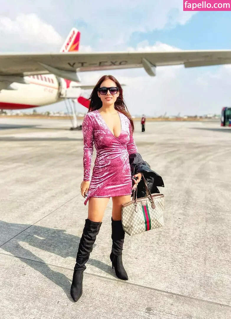 Neha Malik Onlyfans Photo Gallery 