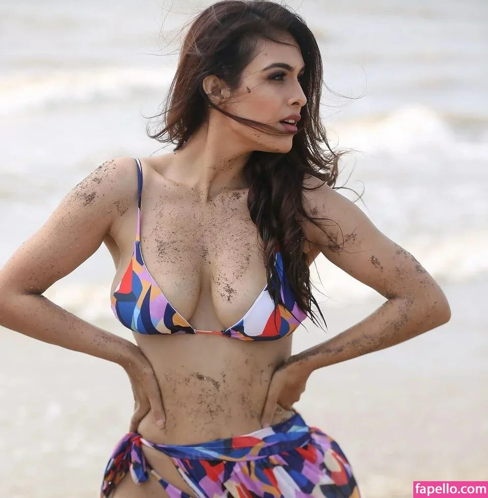 Neha Malik Onlyfans Photo Gallery 