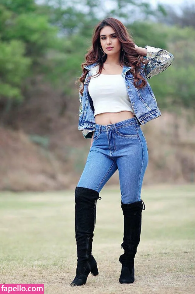 Neha Malik Onlyfans Photo Gallery 