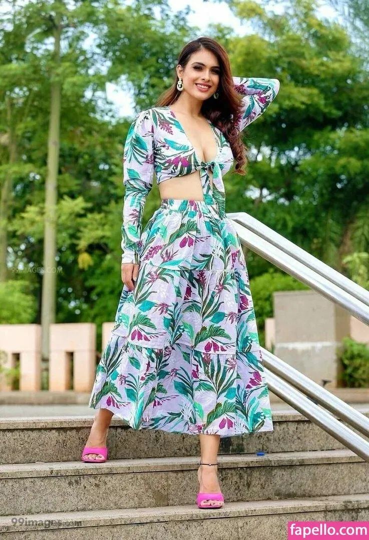 Neha Malik Onlyfans Photo Gallery 