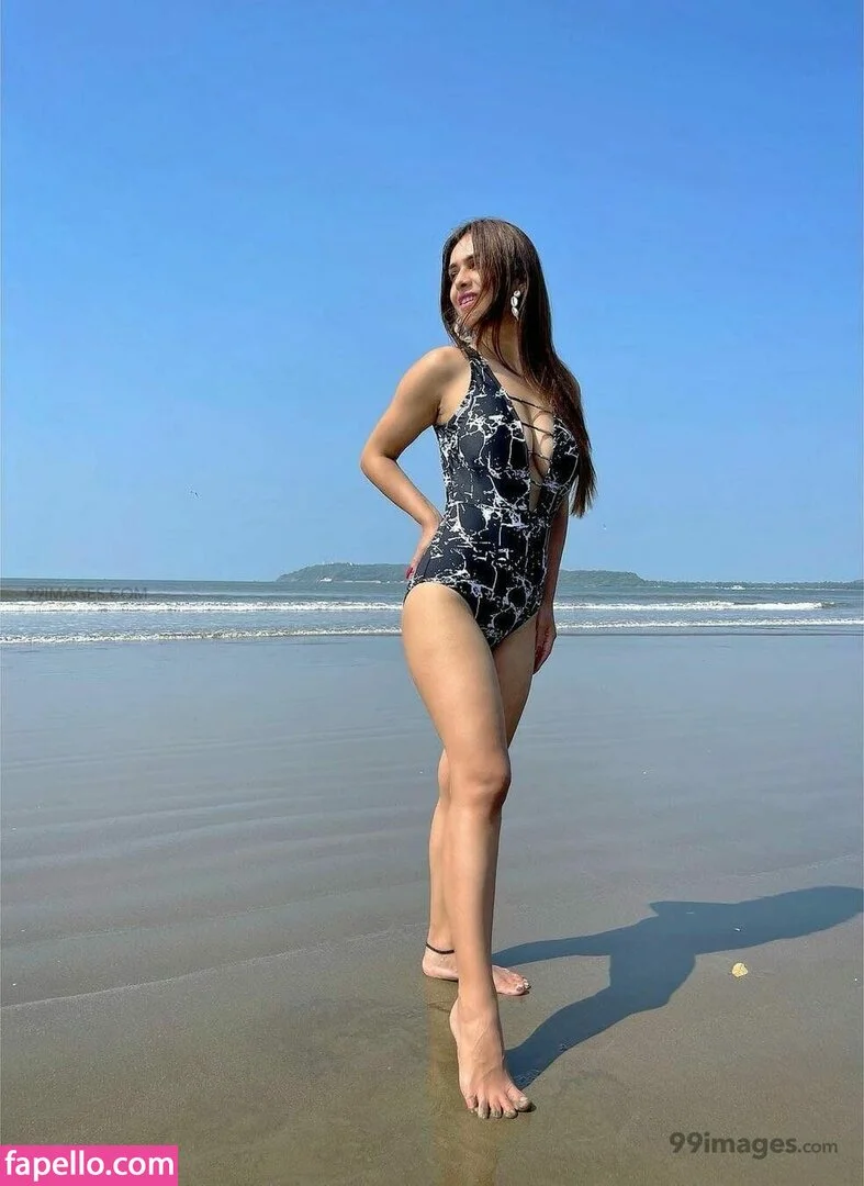 Neha Malik Onlyfans Photo Gallery 