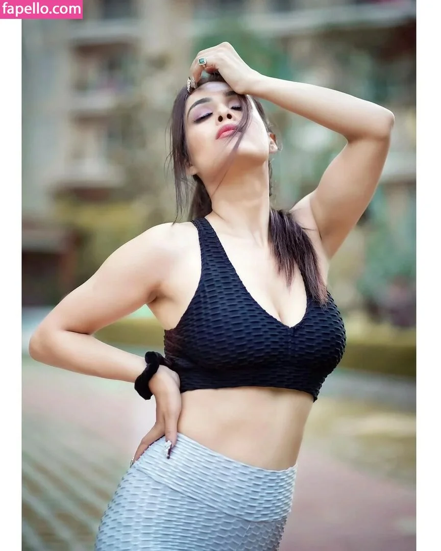 Neha Malik Onlyfans Photo Gallery 