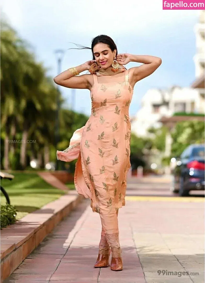 Neha Malik Onlyfans Photo Gallery 