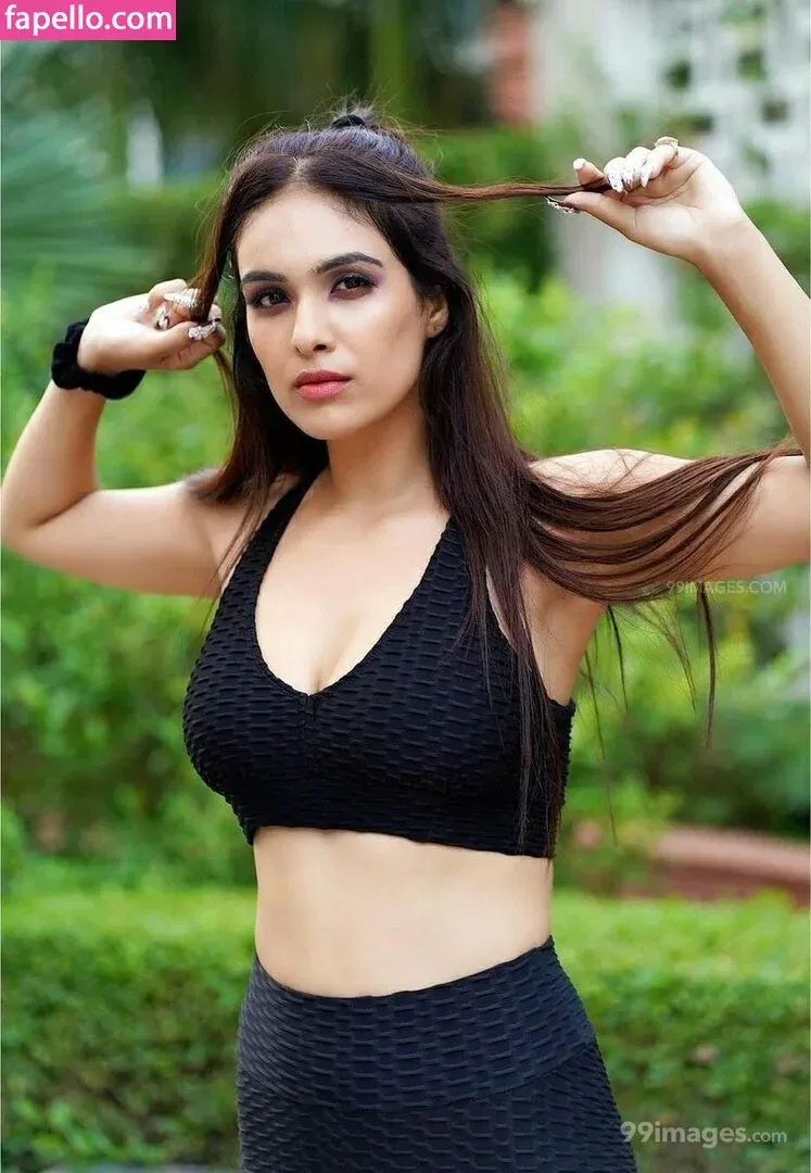 Neha Malik Onlyfans Photo Gallery 