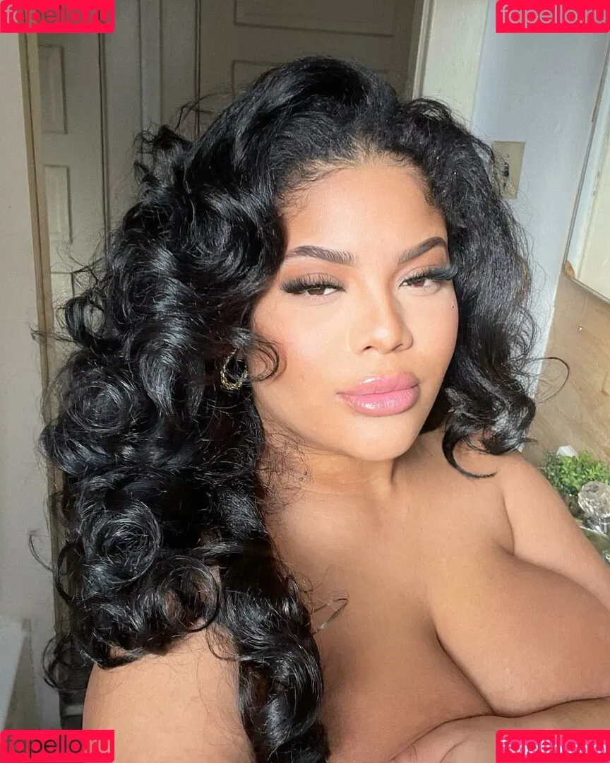 Gabrielle Logan Onlyfans Photo Gallery 