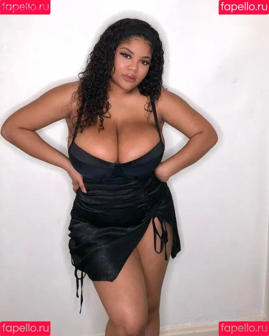 Gabrielle Logan Onlyfans Photo Gallery 