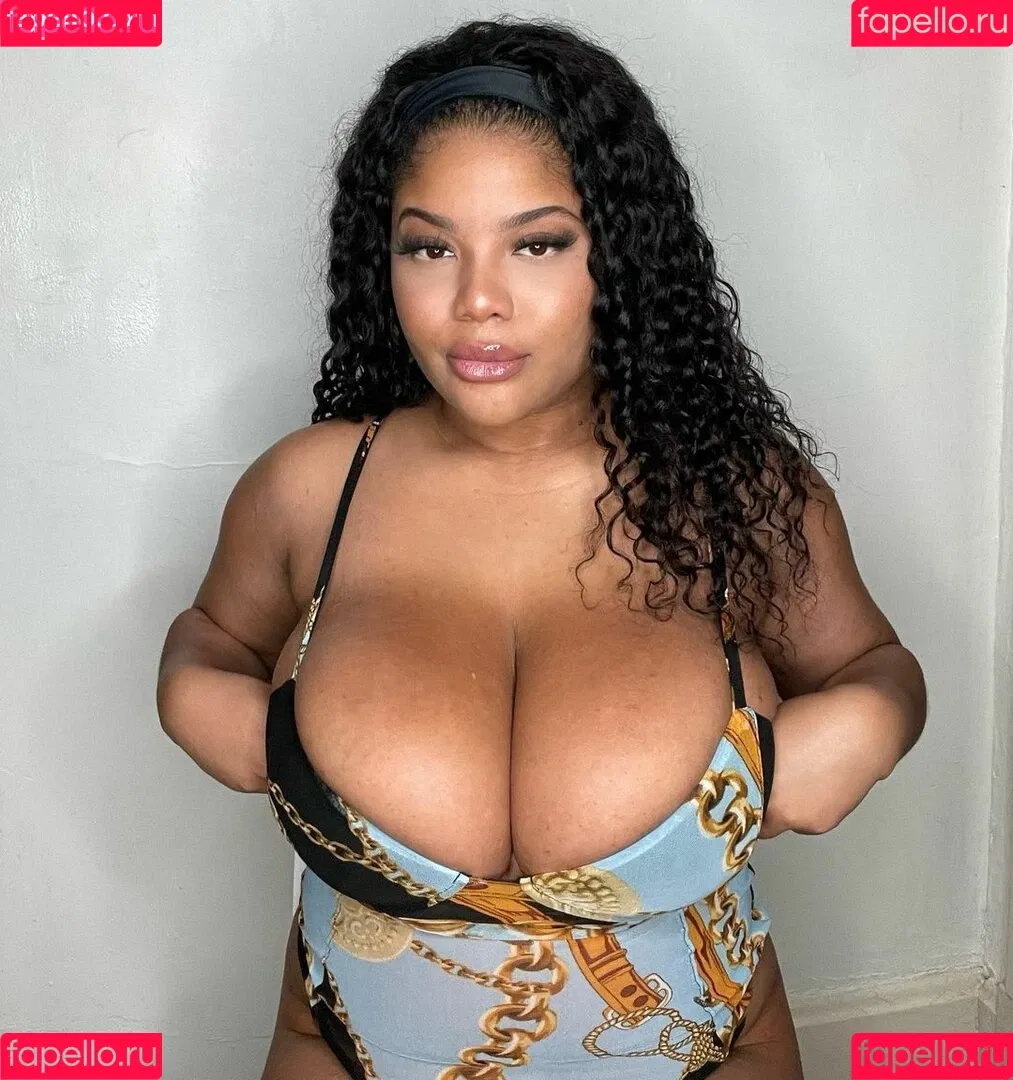 Gabrielle Logan Onlyfans Photo Gallery 