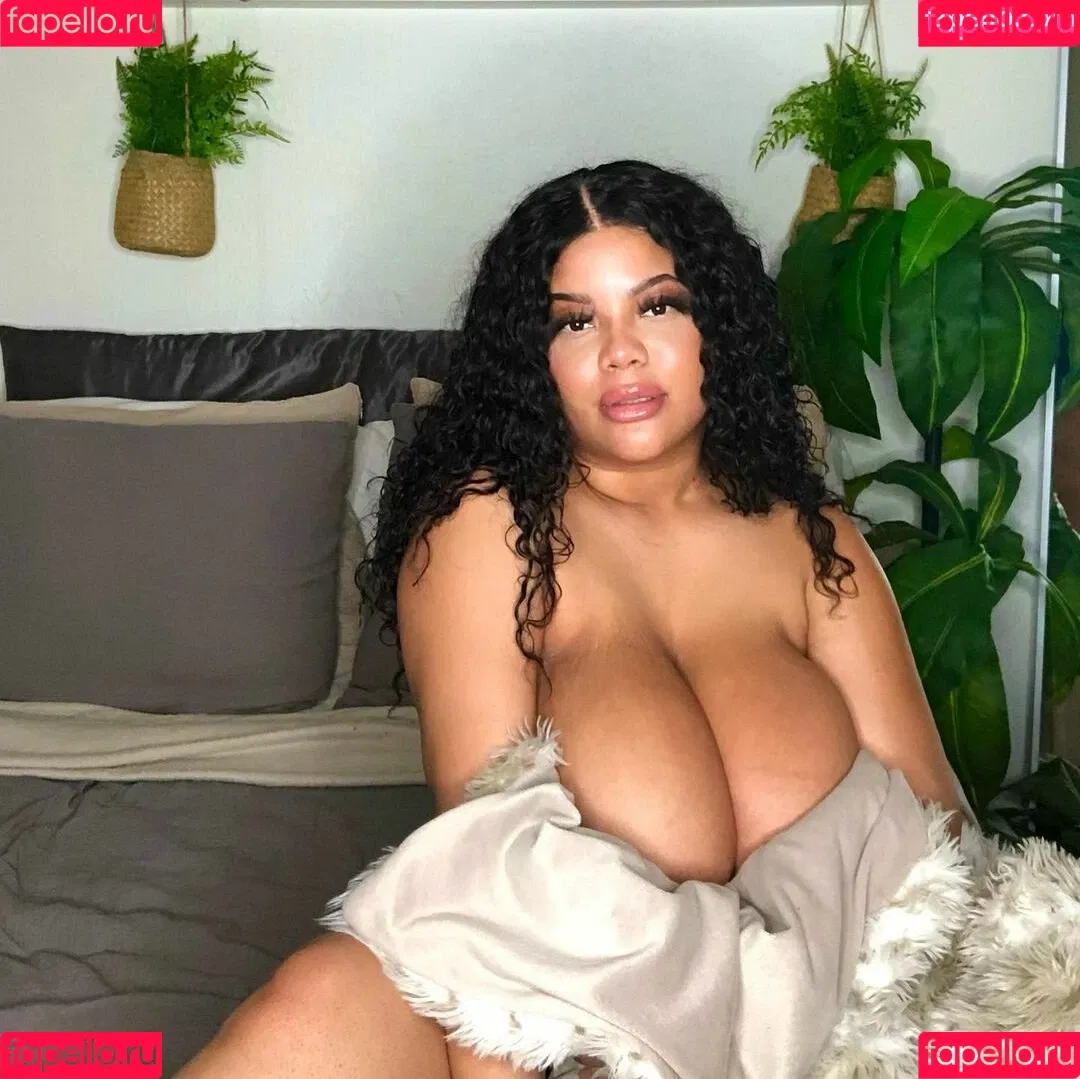 Gabrielle Logan Onlyfans Photo Gallery 