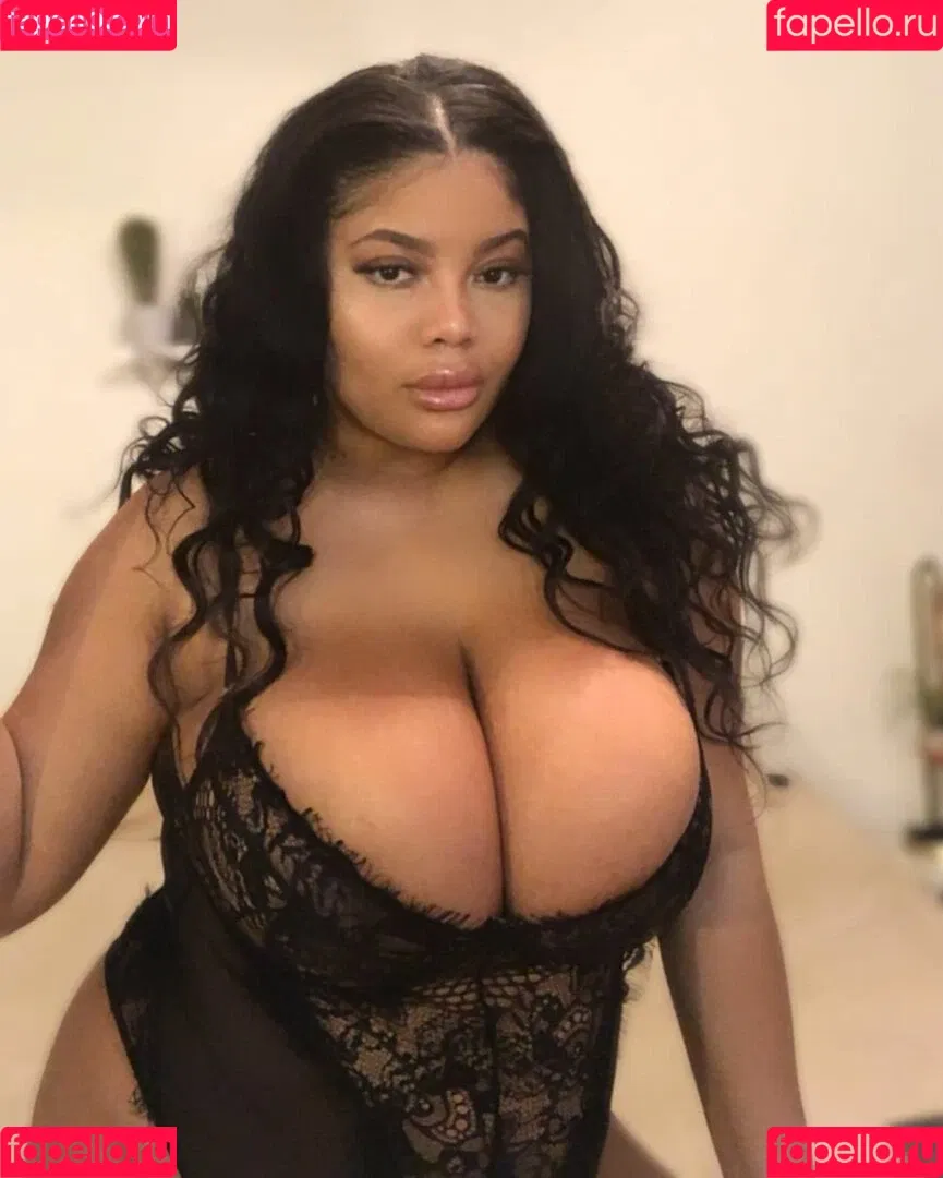 Gabrielle Logan Onlyfans Photo Gallery 