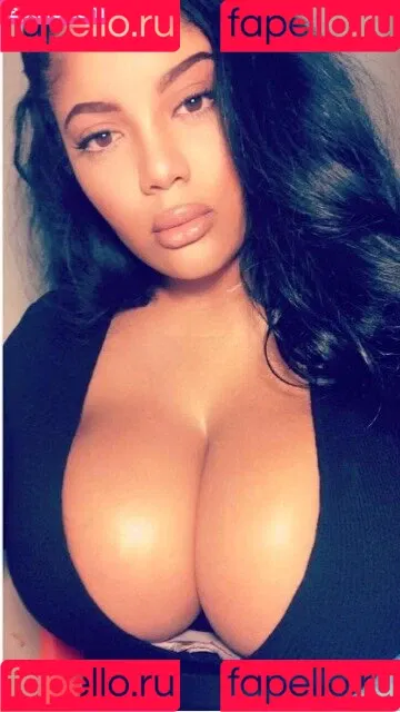 Gabrielle Logan Onlyfans Photo Gallery 