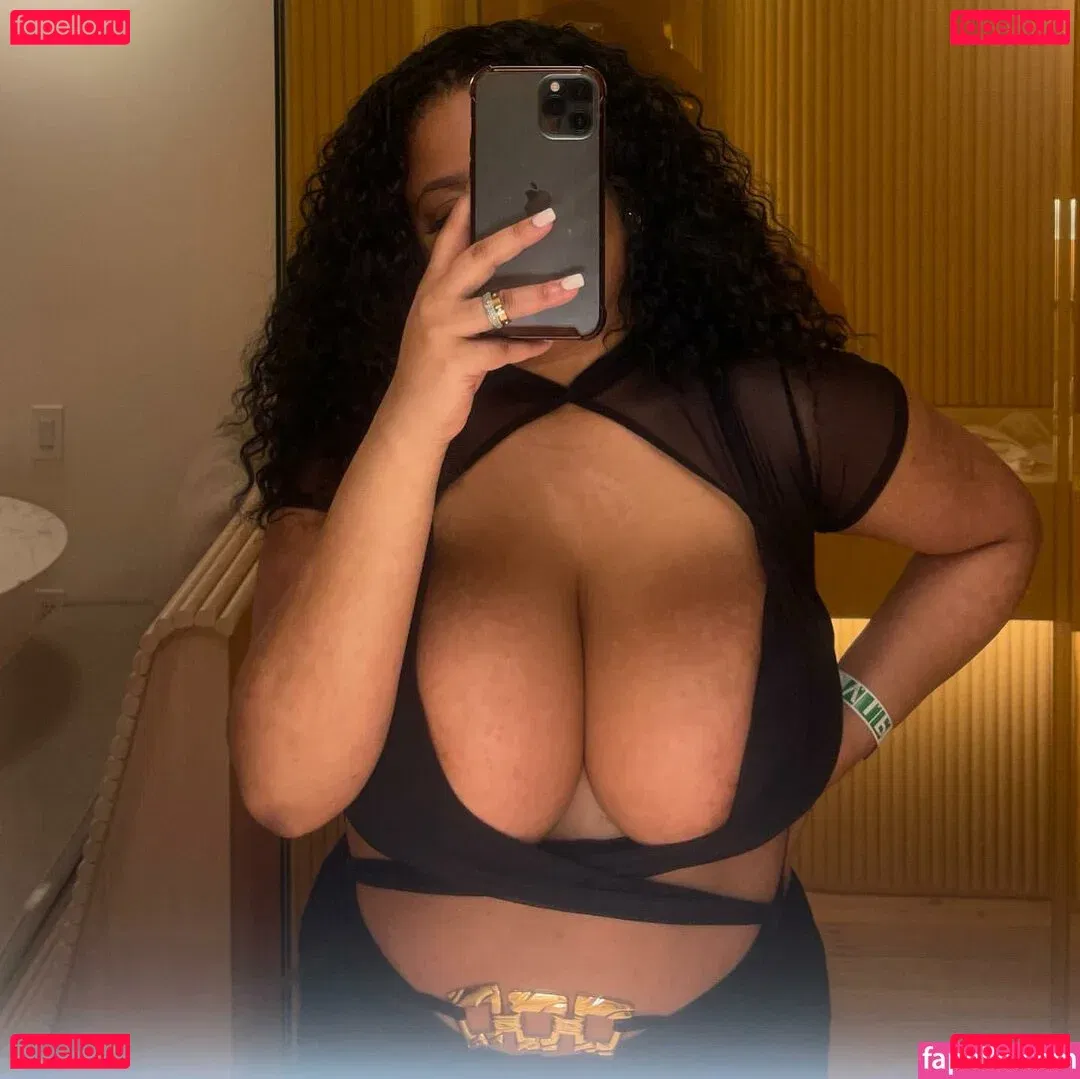 Gabrielle Logan Onlyfans Photo Gallery 