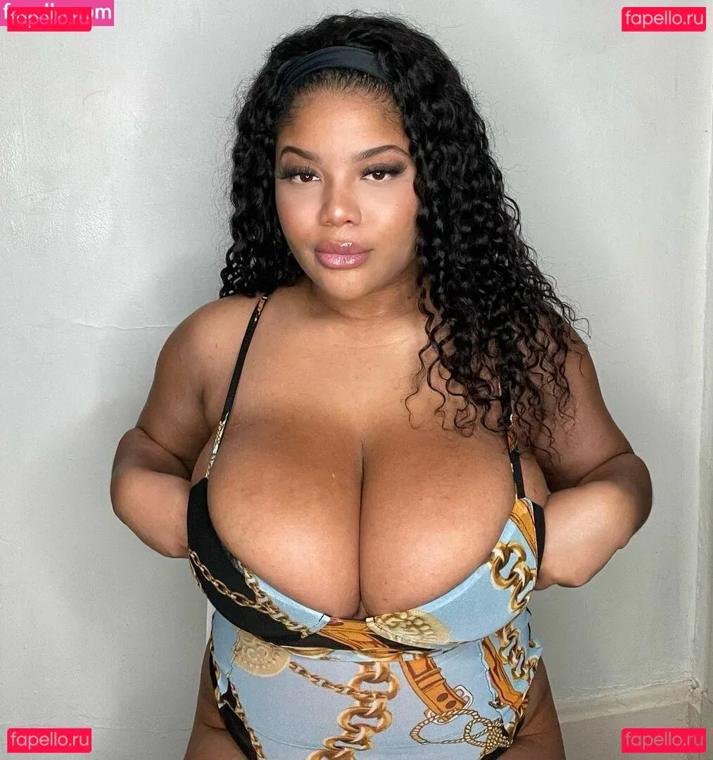 Gabrielle Logan Onlyfans Photo Gallery 