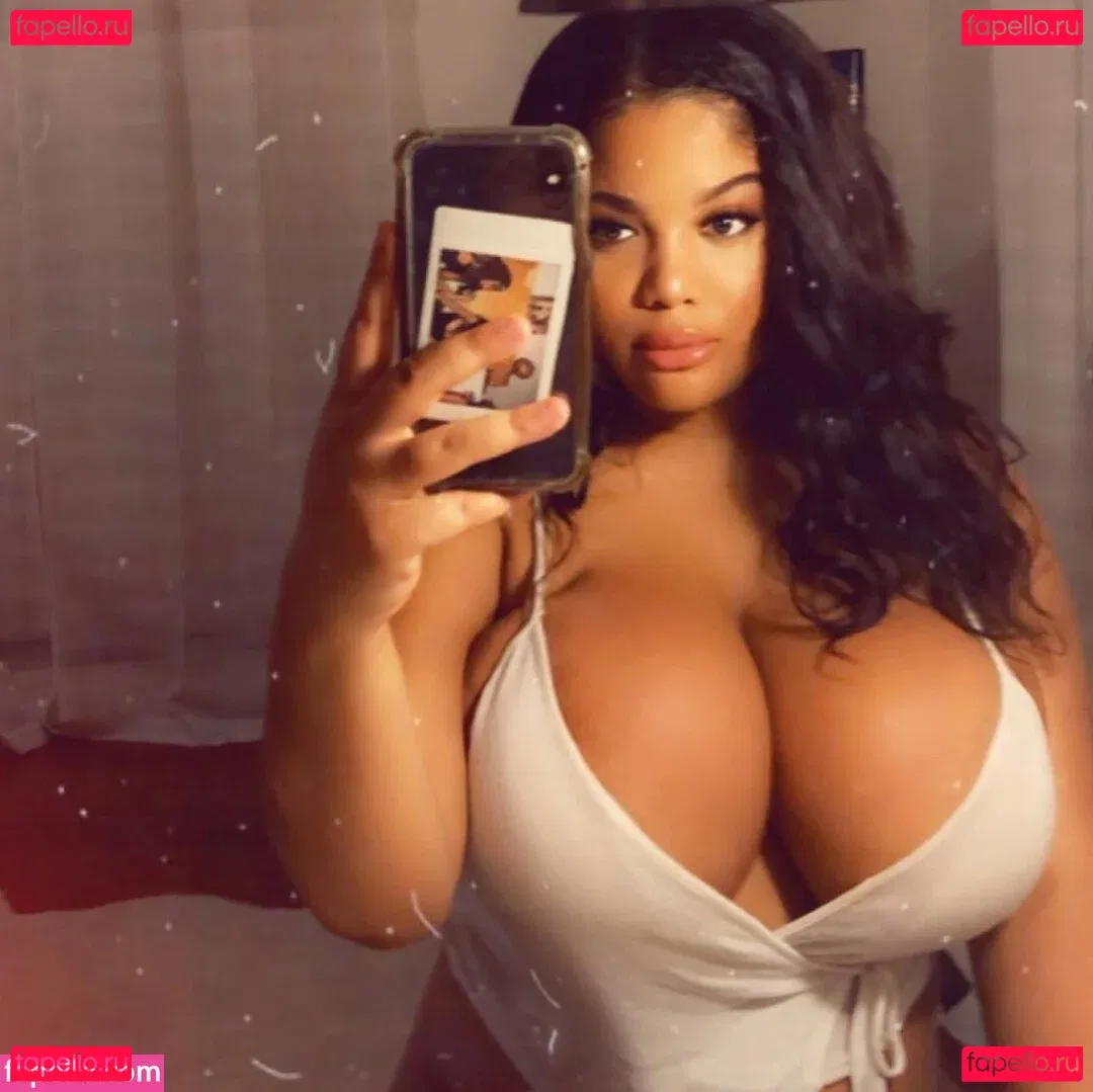 Gabrielle Logan Onlyfans Photo Gallery 