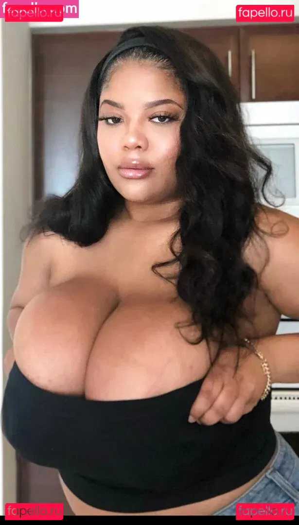 Gabrielle Logan Onlyfans Photo Gallery 