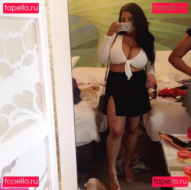 Gabrielle Logan Onlyfans Photo Gallery 