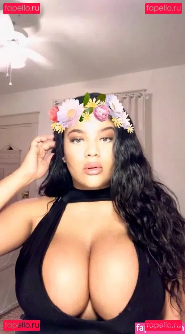 Gabrielle Logan Onlyfans Photo Gallery 