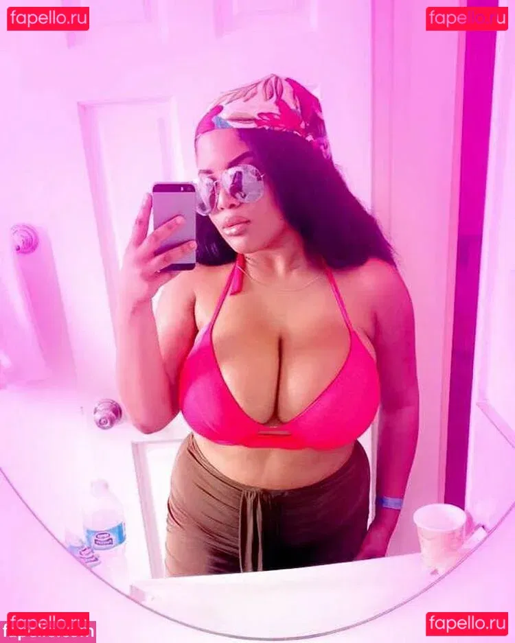 Gabrielle Logan Onlyfans Photo Gallery 