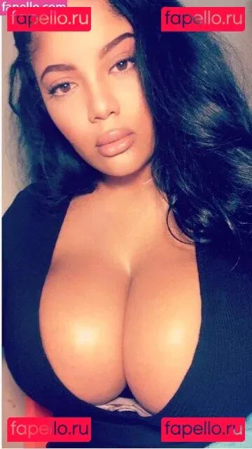 Gabrielle Logan Onlyfans Photo Gallery 
