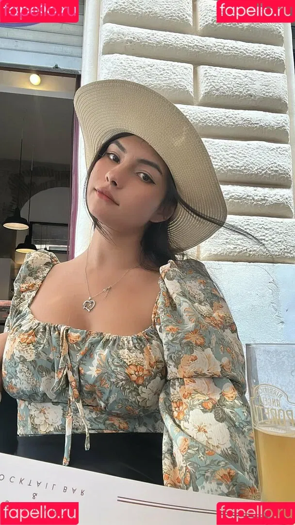 Annie Guzman Onlyfans Photo Gallery 
