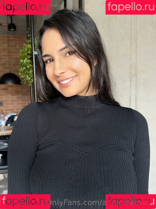 Annie Guzman Onlyfans Photo Gallery 