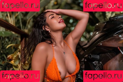 Annie Guzman Onlyfans Photo Gallery 