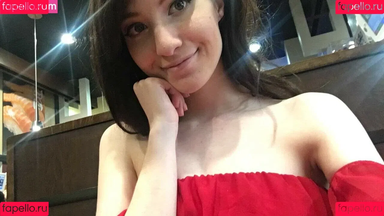 Elizabeth Reed Onlyfans Photo Gallery 