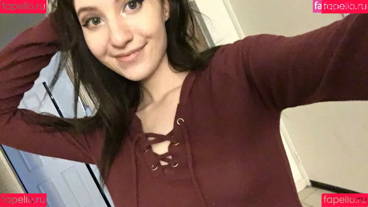 Elizabeth Reed Onlyfans Photo Gallery 