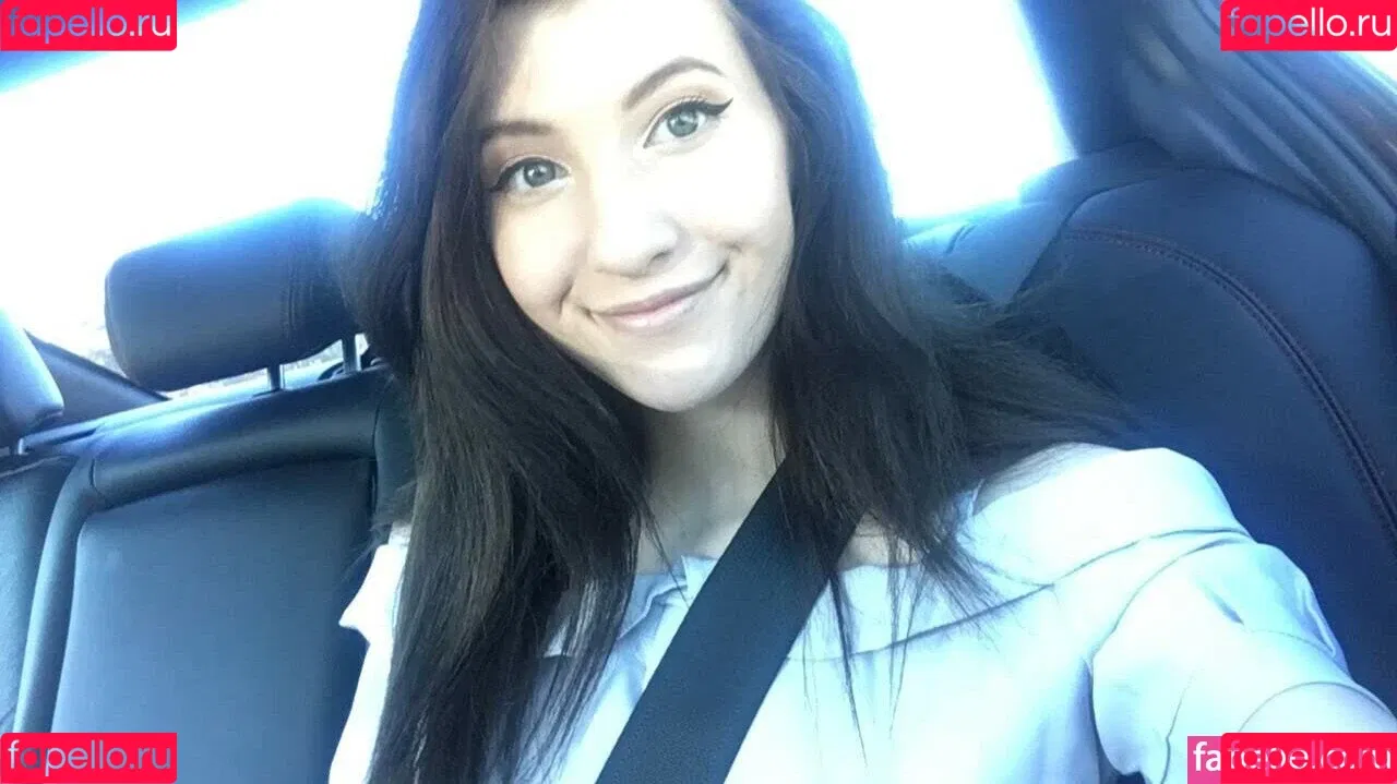 Elizabeth Reed Onlyfans Photo Gallery 