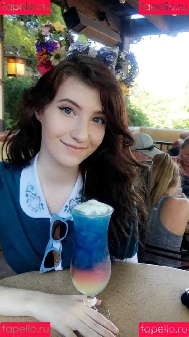 Elizabeth Reed Onlyfans Photo Gallery 
