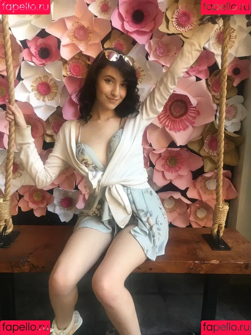 Elizabeth Reed Onlyfans Photo Gallery 