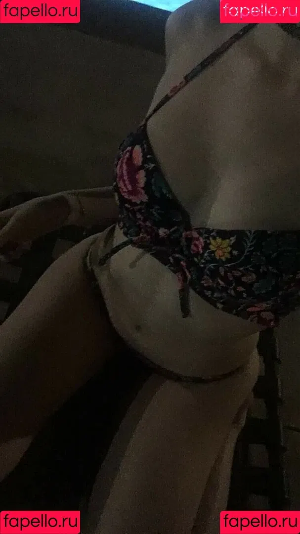 Elizabeth Reed Onlyfans Photo Gallery 