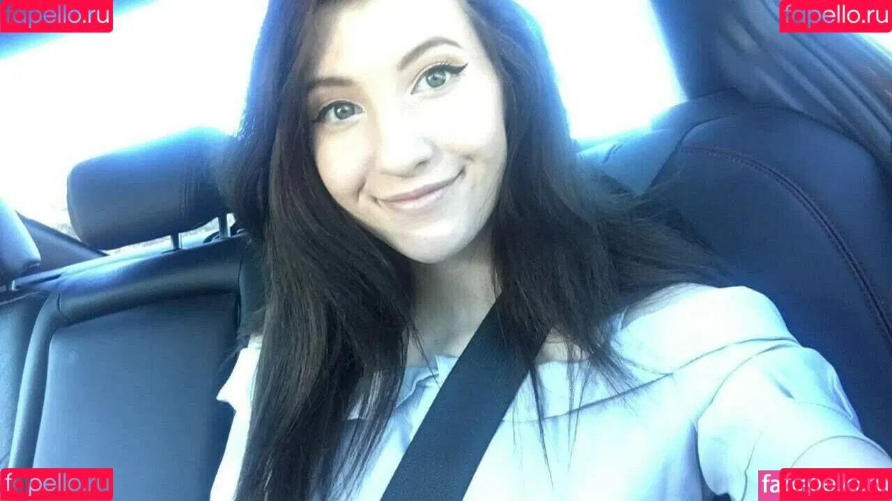 Elizabeth Reed Onlyfans Photo Gallery 