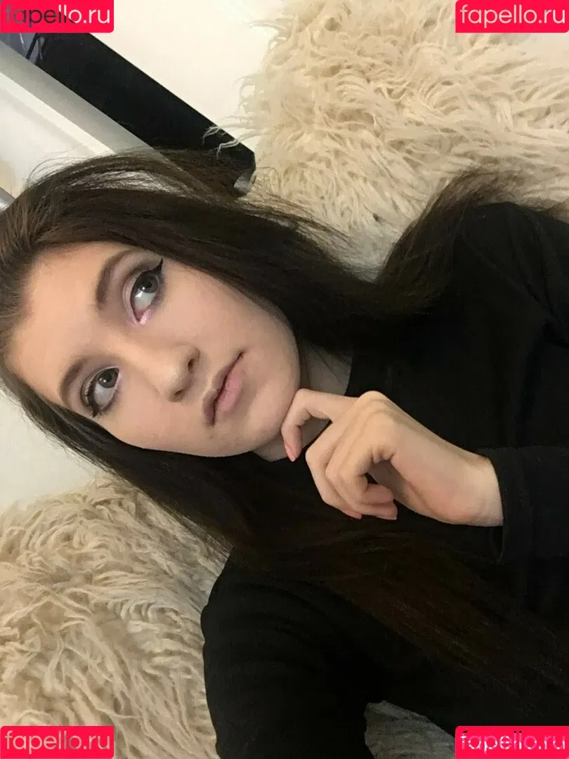 Elizabeth Reed Onlyfans Photo Gallery 