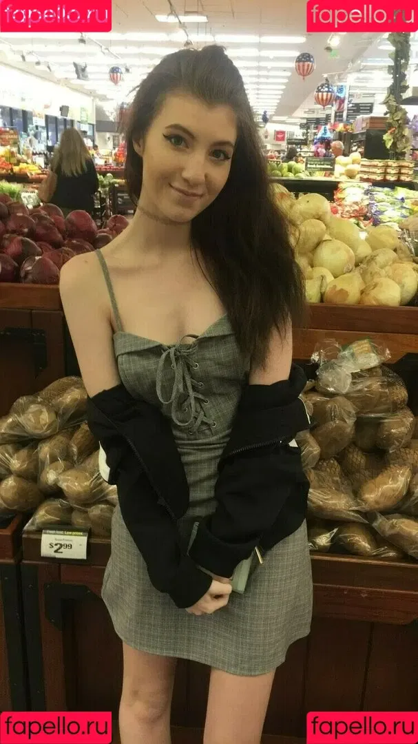 Elizabeth Reed Onlyfans Photo Gallery 