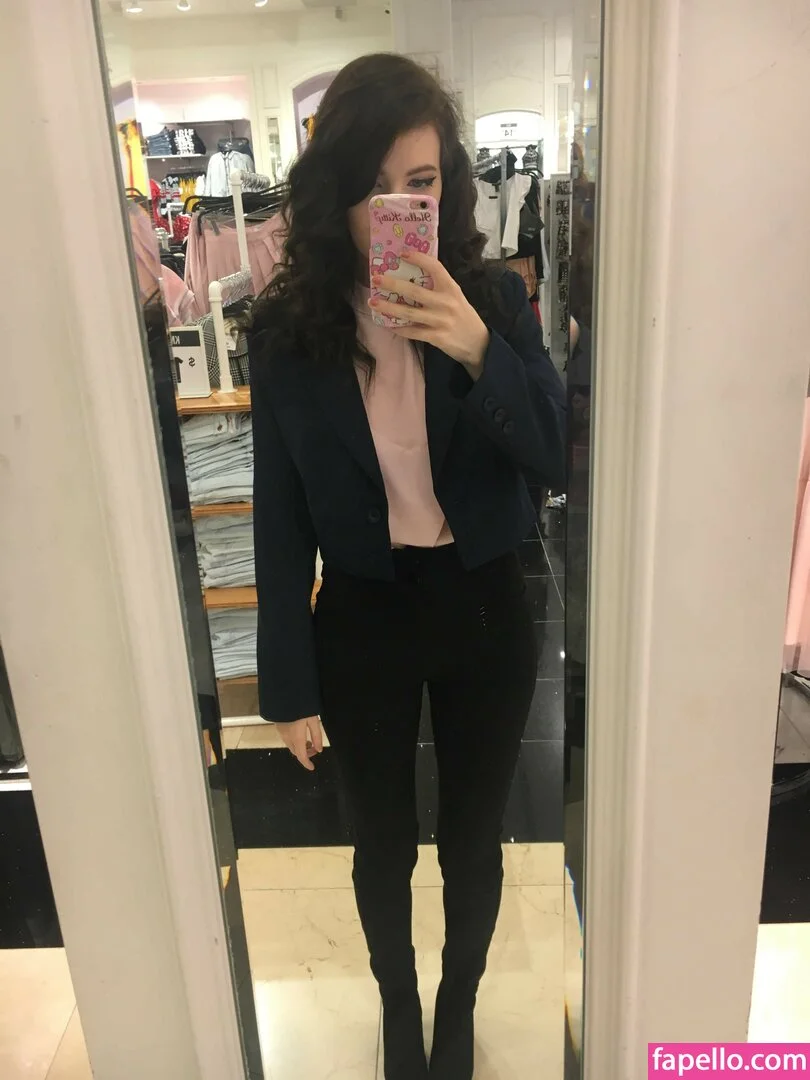 Elizabeth Reed Onlyfans Photo Gallery 