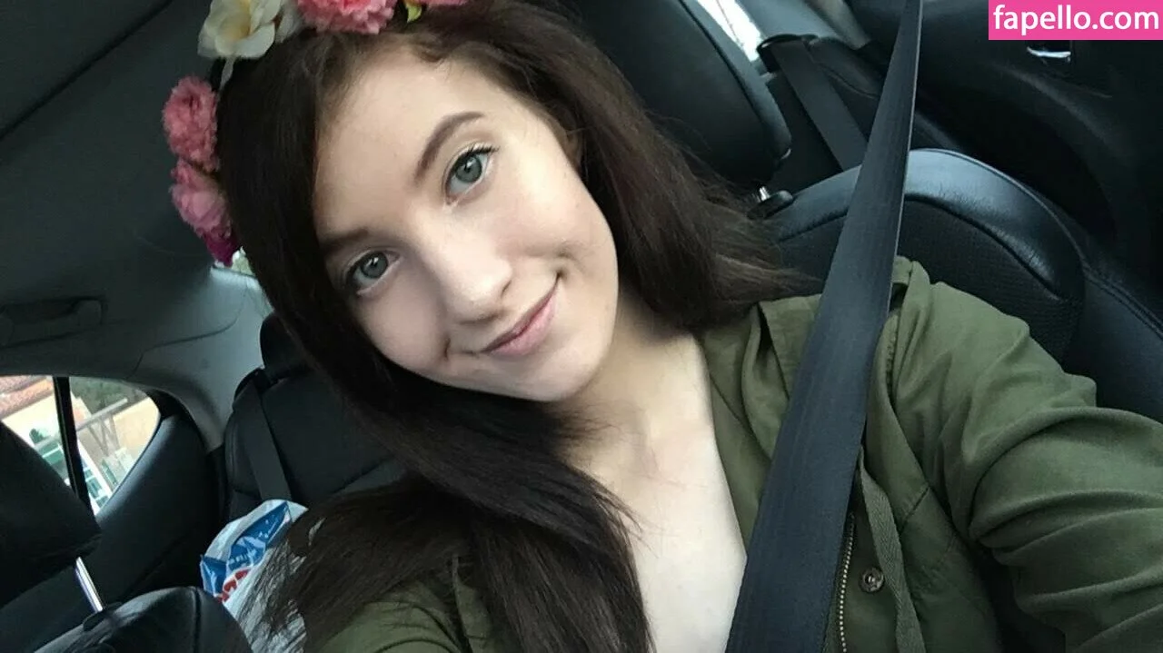 Elizabeth Reed Onlyfans Photo Gallery 