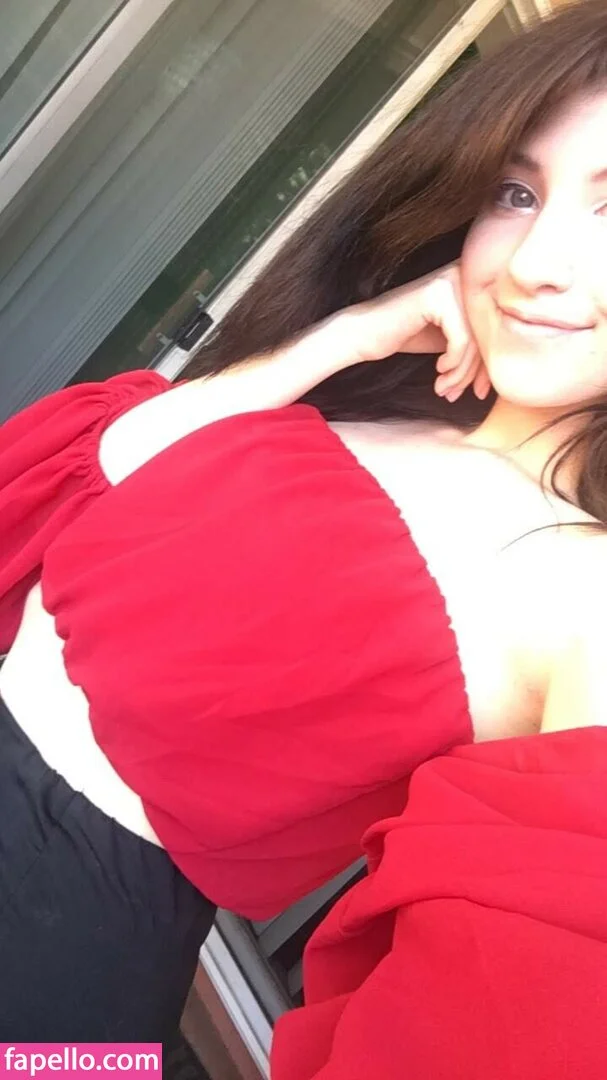 Elizabeth Reed Onlyfans Photo Gallery 